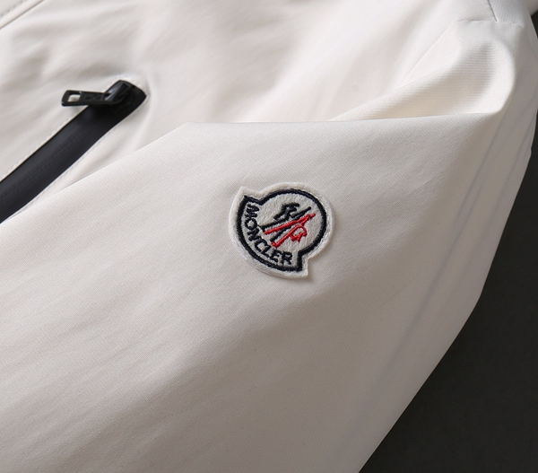 ブランドジャケット角部分ディテール